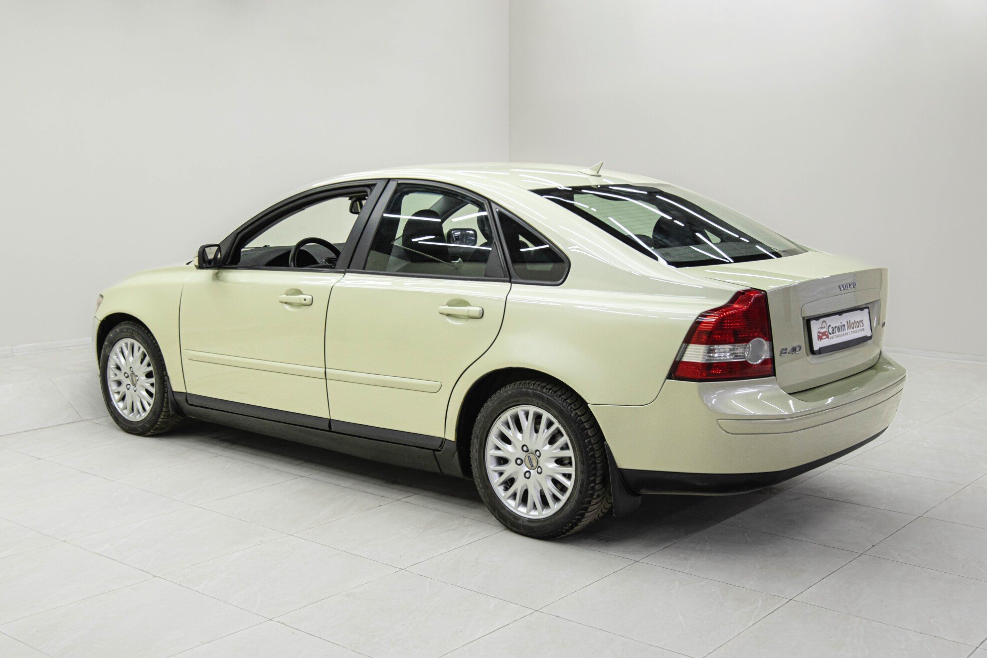 Volvo S40