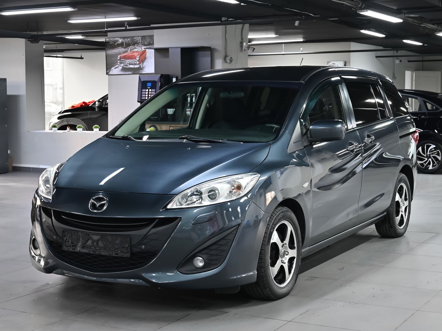 Mazda 5