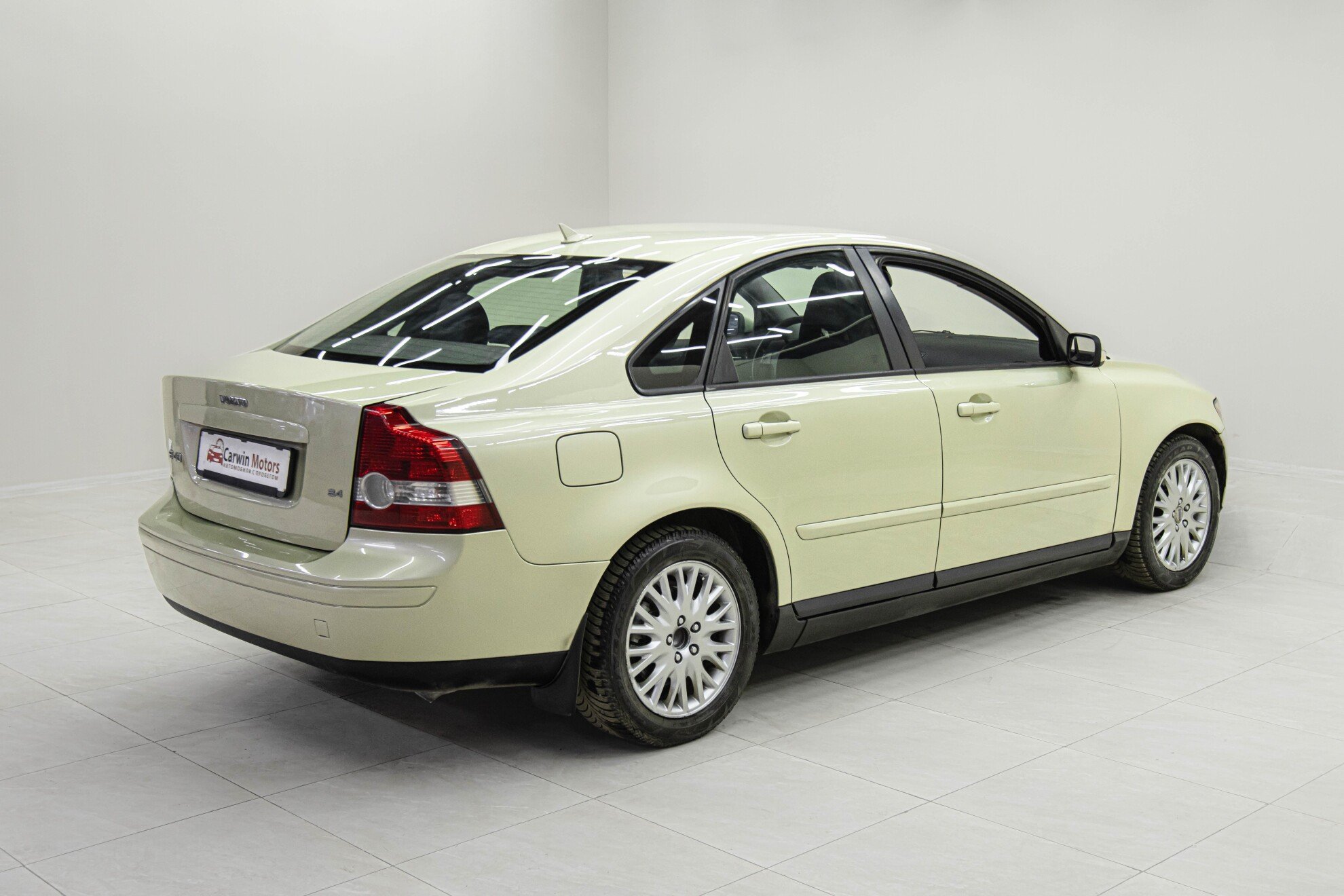 Volvo S40